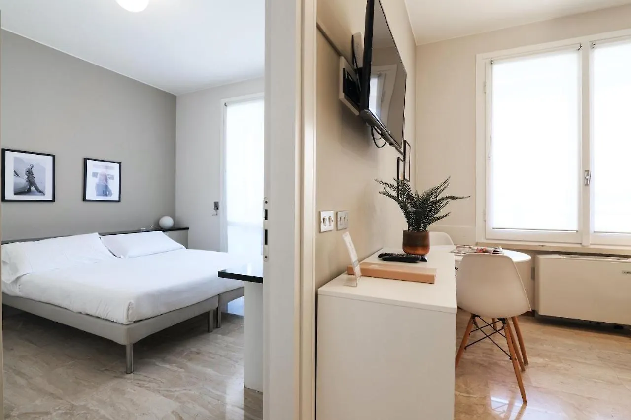 Contempora Apartments - Elvezia 8 - E34 Milan Italy