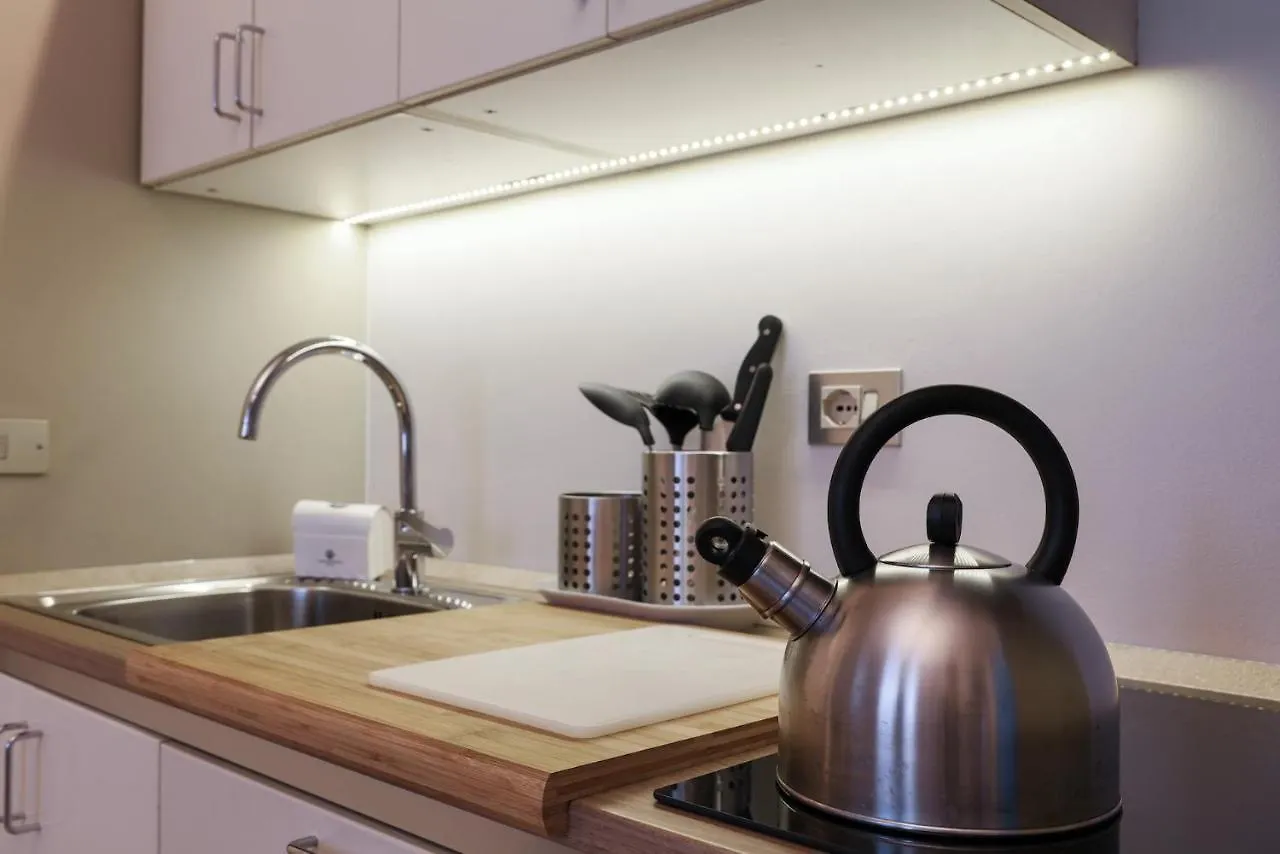 Contempora Apartments - Elvezia 8 - E34 Milan 0*,  Italy